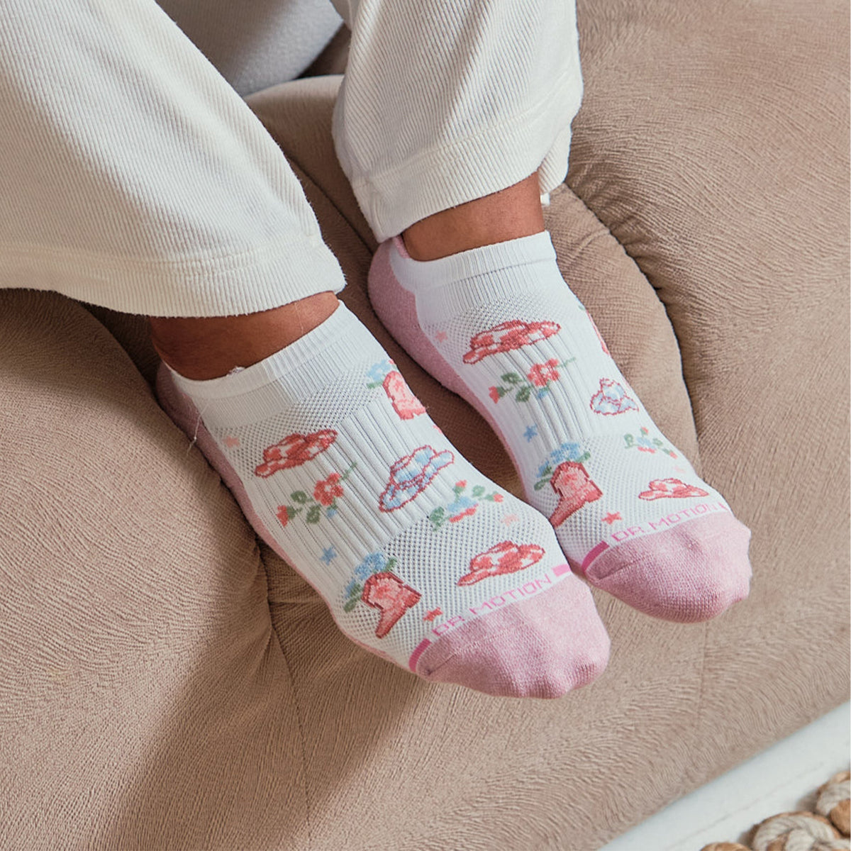 Cowgirl Floral - Ankle Compression Socks For Women | Dr. Motion