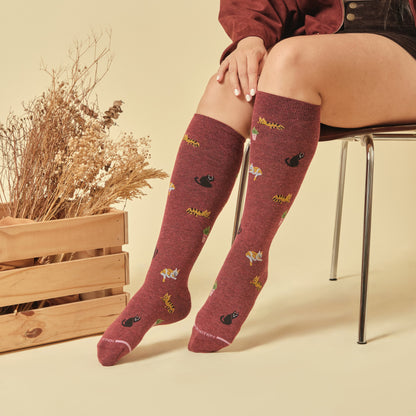 Cozy Cats - Knee-High Compression Socks For Women | Dr. Motion