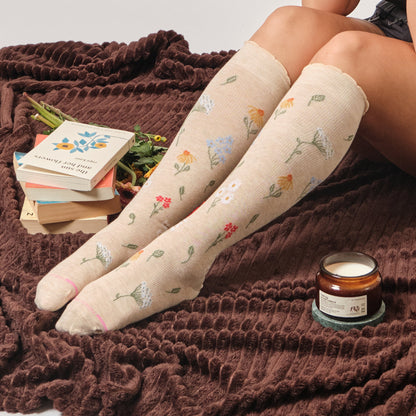 Wildflowers - Knee-High Moderate Compression Socks For Women | Dr. Motion