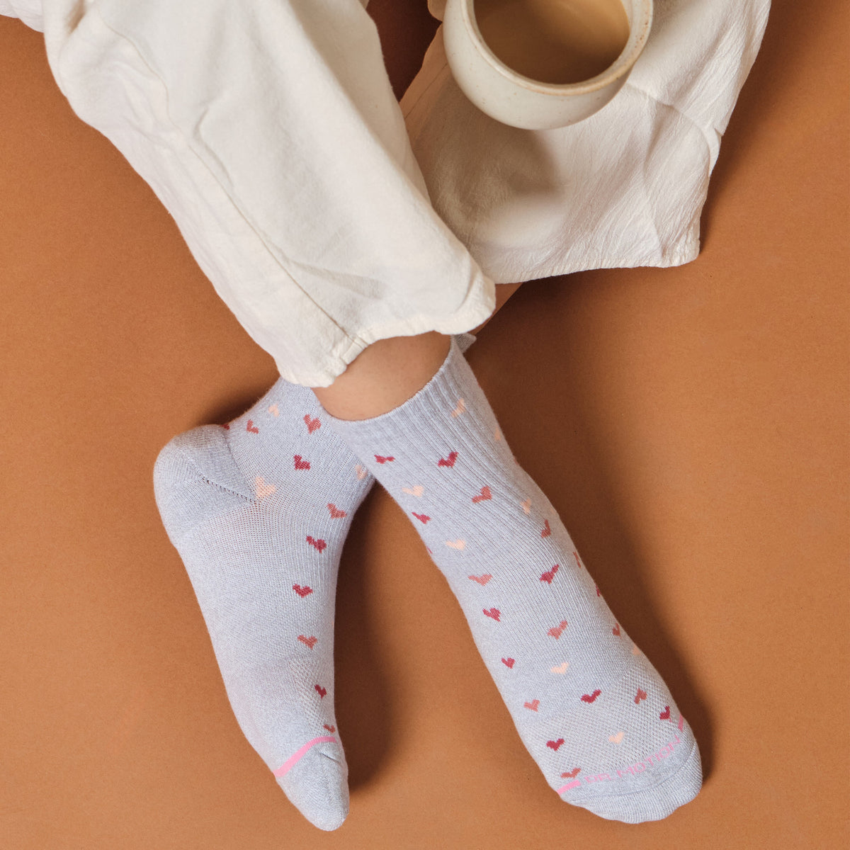 Mini Hearts Ribbed - Mid-Crew Compression Socks For Women | Dr. Motion