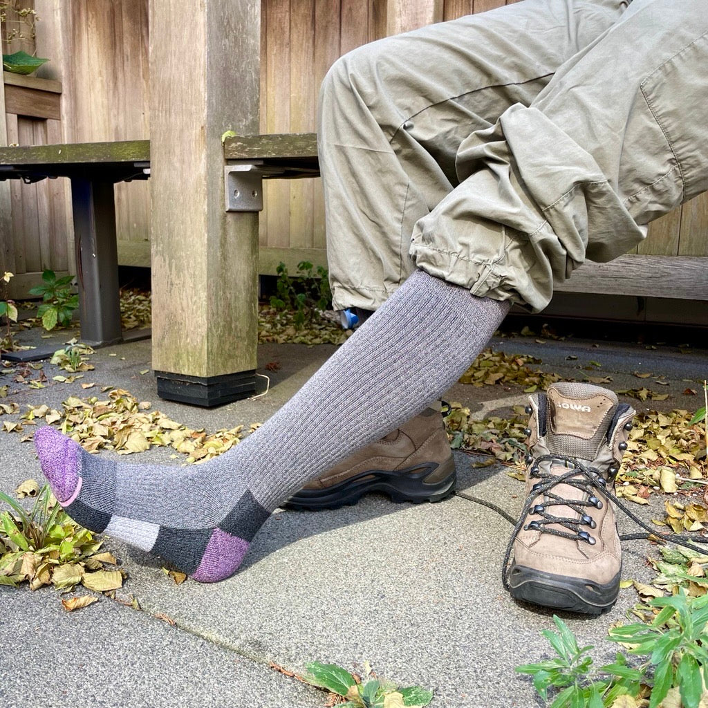 Color Block Cushion - Compression Outdoor Medium Weight Knee-High For Women | Dr. Motion