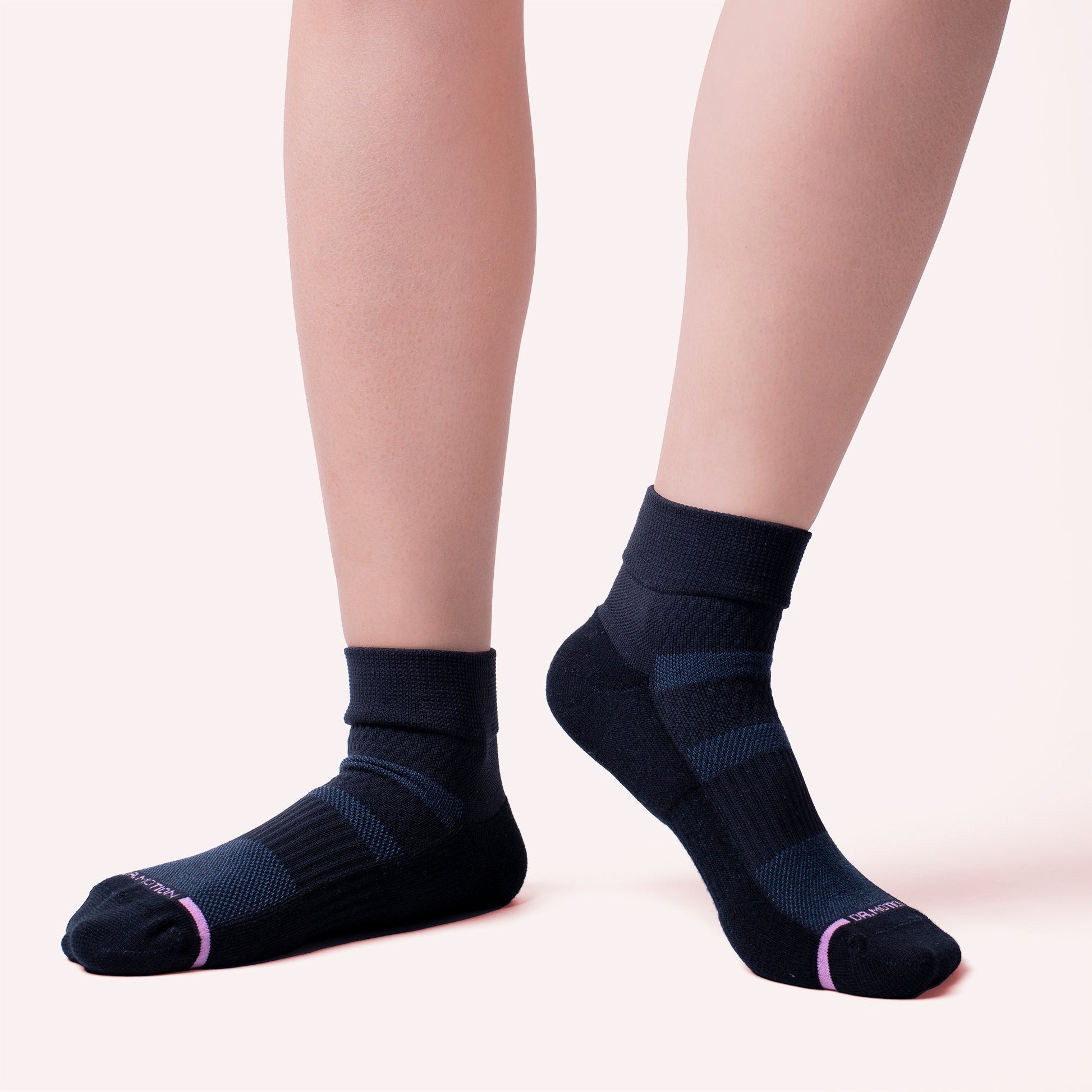 Solid - Quarter Compression Socks For Women | Dr. Motion