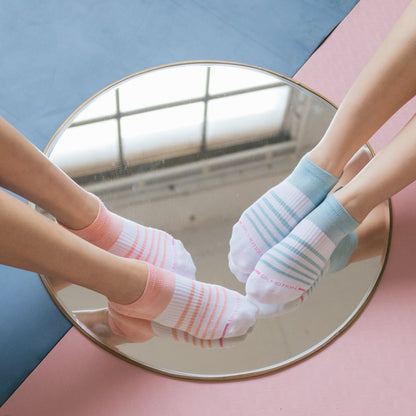 Contrast Stripe - Ankle Compression Socks For Women | Dr. Motion