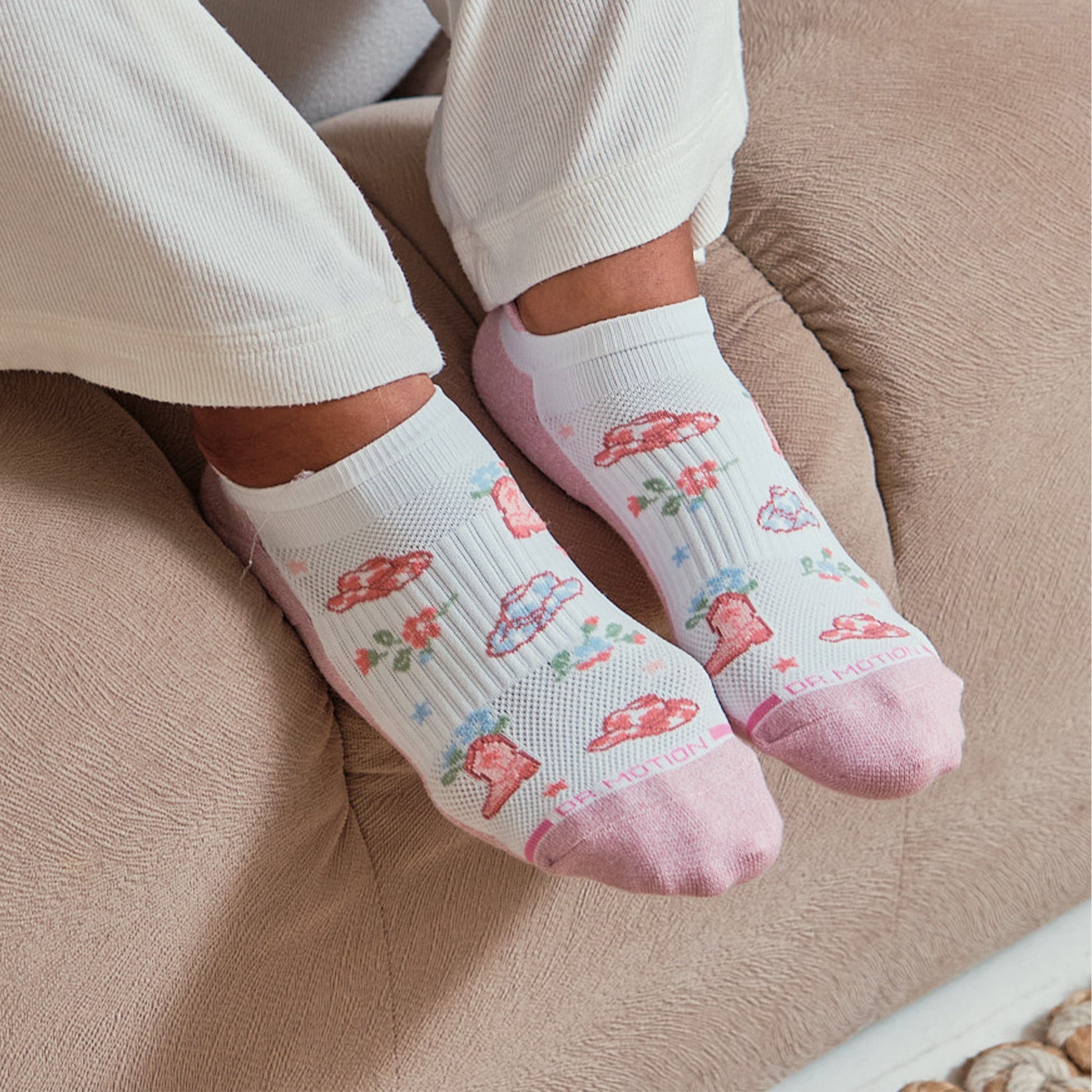 Cowgirl Floral - Ankle Compression Socks For Women | Dr. Motion