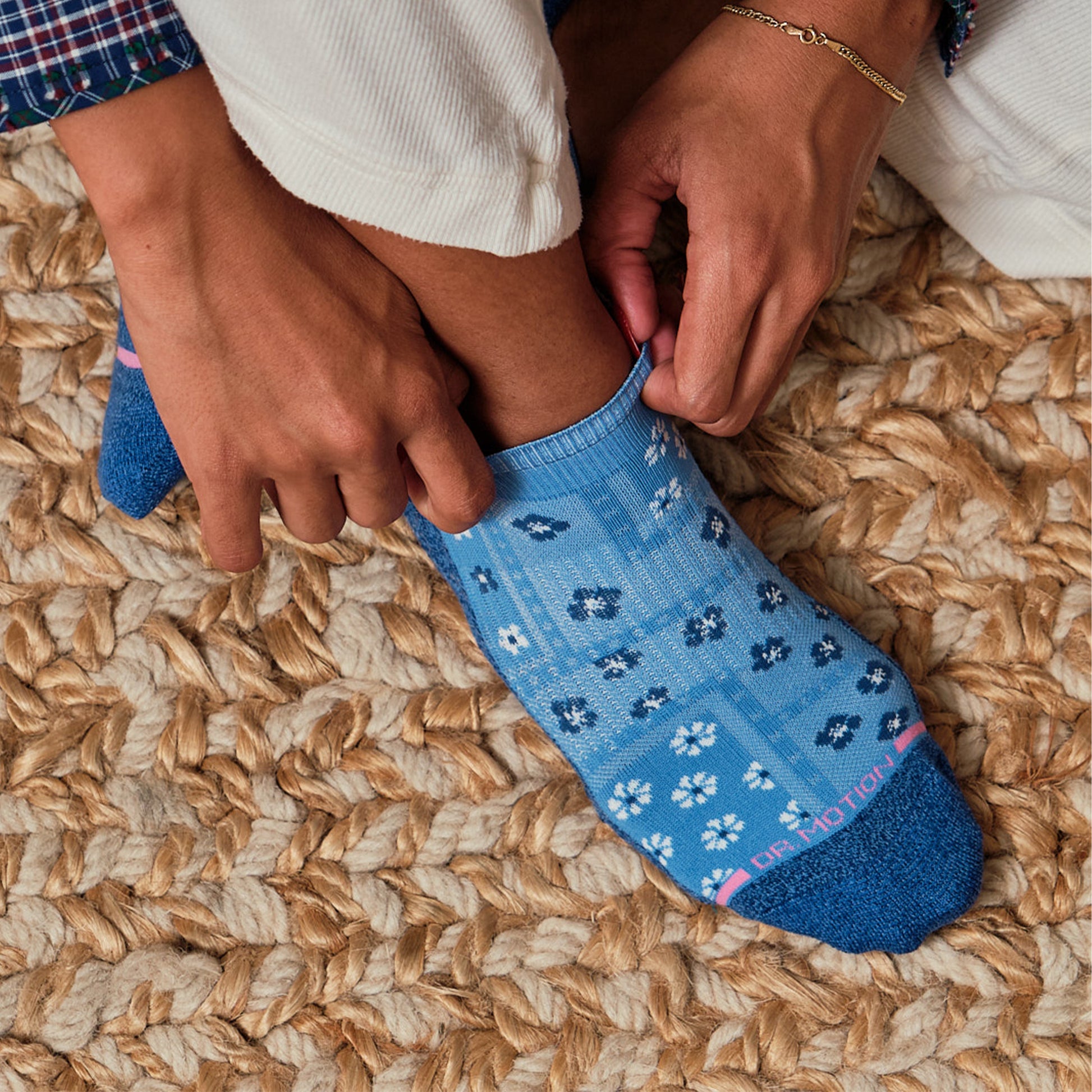 Floral Patchwork - Ankle Compression Socks For Women | Dr. Motion