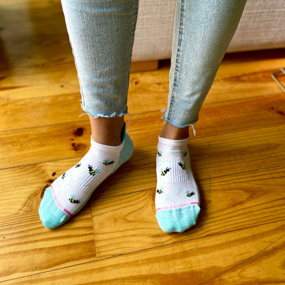 Buzzing Bees - Ankle Compression Socks For Women | Dr. Motion