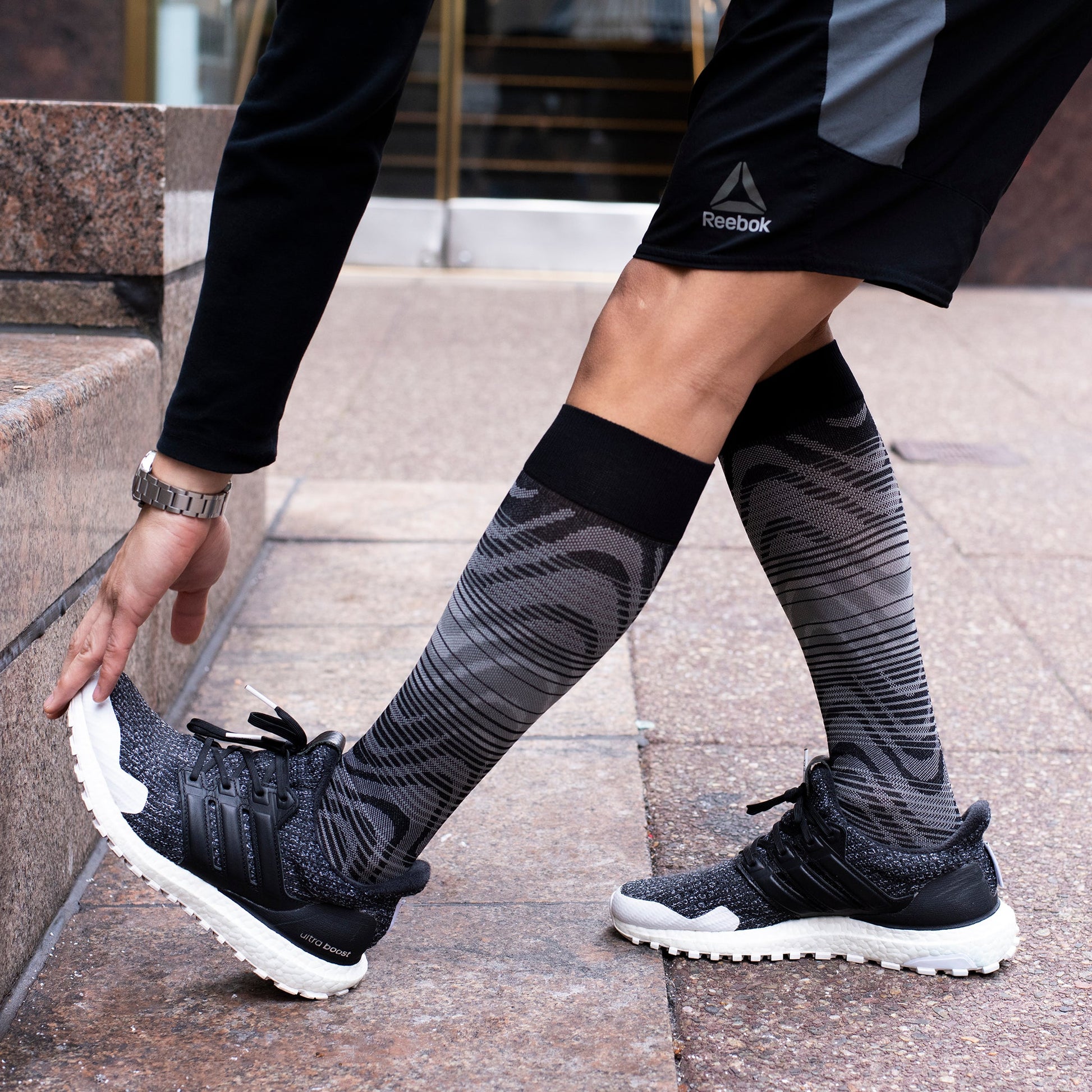 Ombre Waves - Athleisure Compression Socks For Men & Women | Dr. Motion