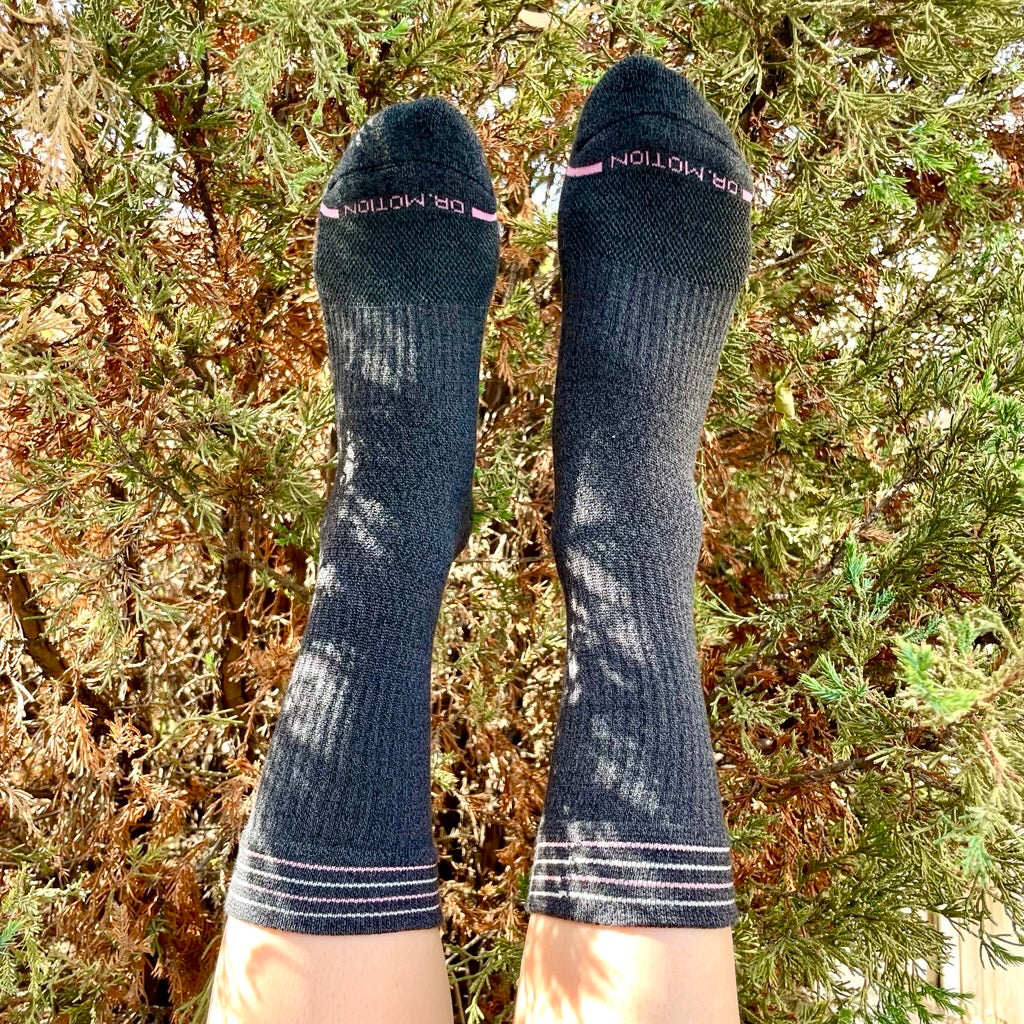Thin Stripes - Compression Outdoor Medium Weight Crew For Women | Dr. Motion