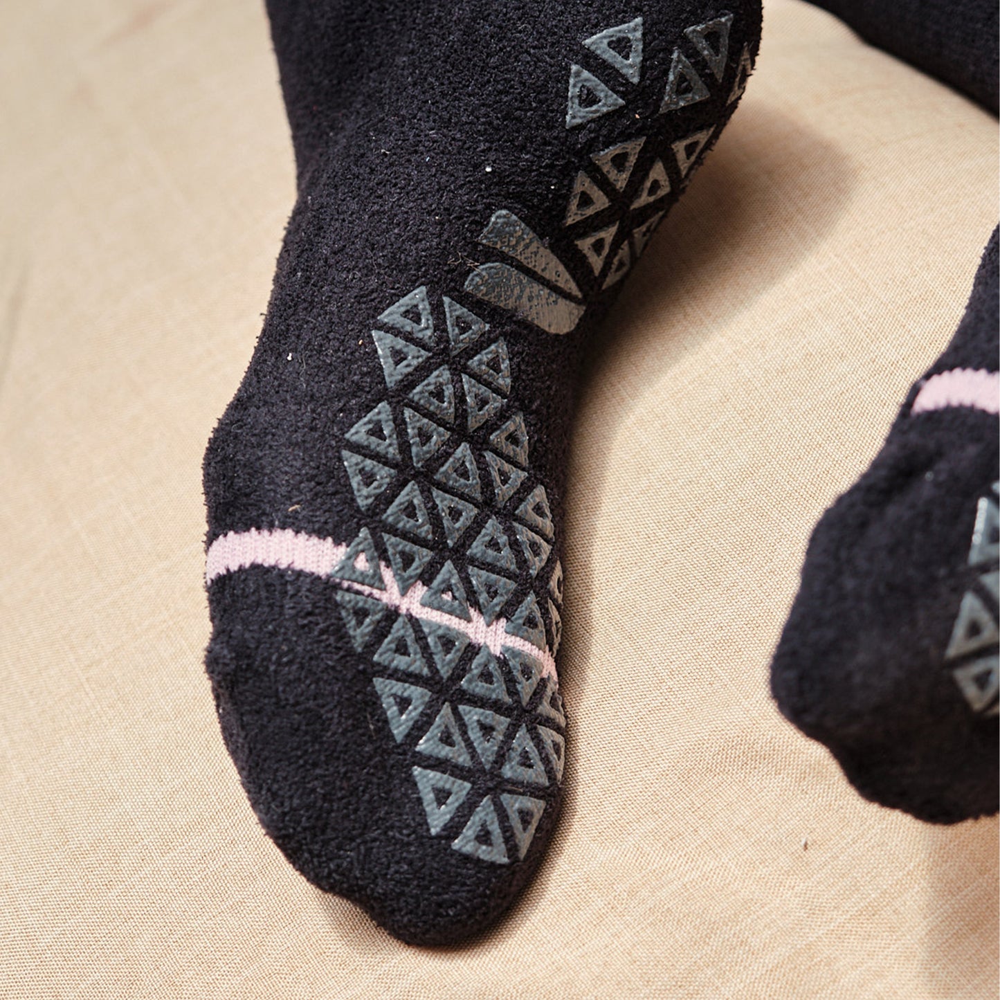 Plain Knit Cozy - Knee-High Compression Socks For Women | Dr. Motion