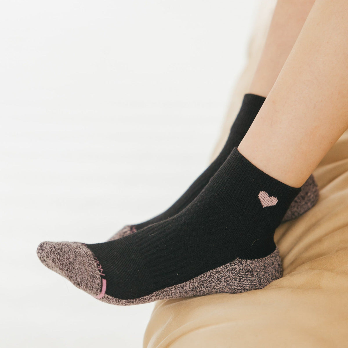 Heart - Quarter Compression Socks For Women | Dr. Motion