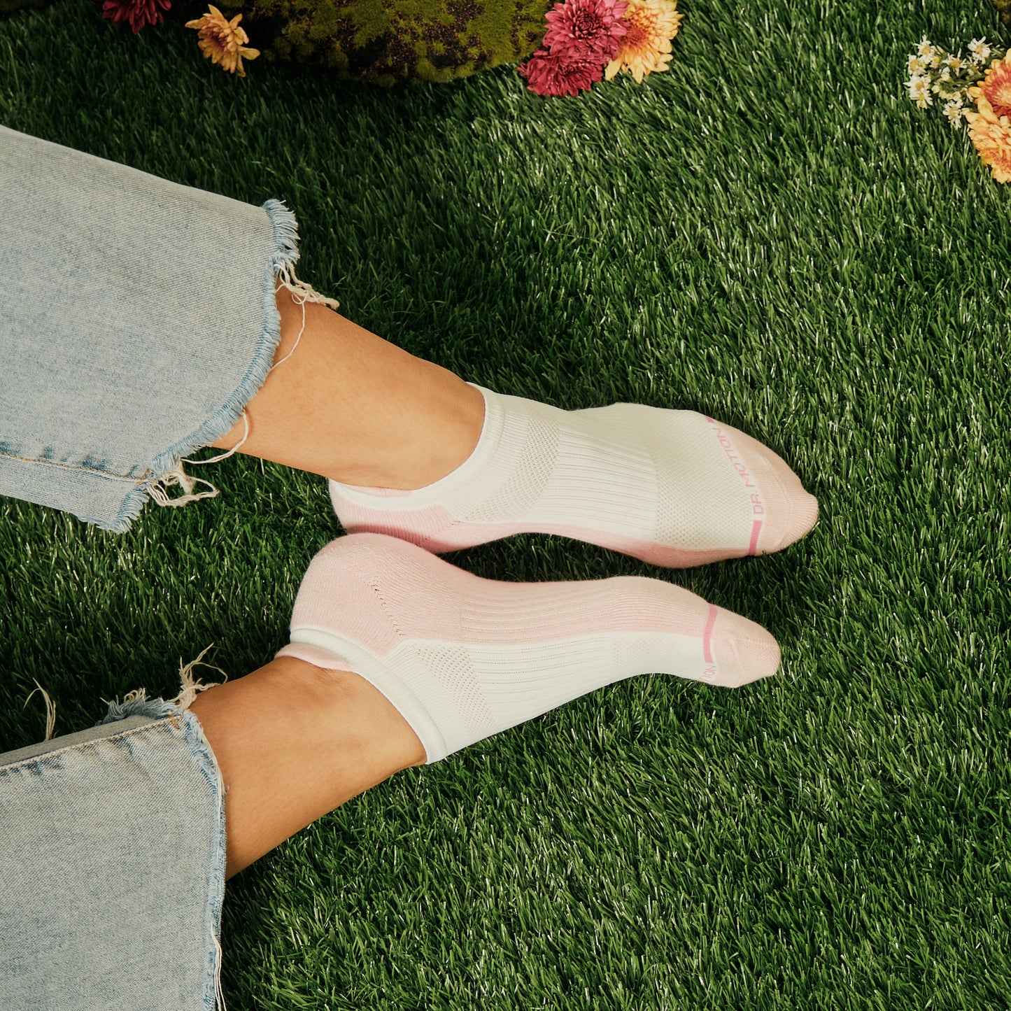 Floral Dots - Ankle Compression Socks For Women | Dr. Motion