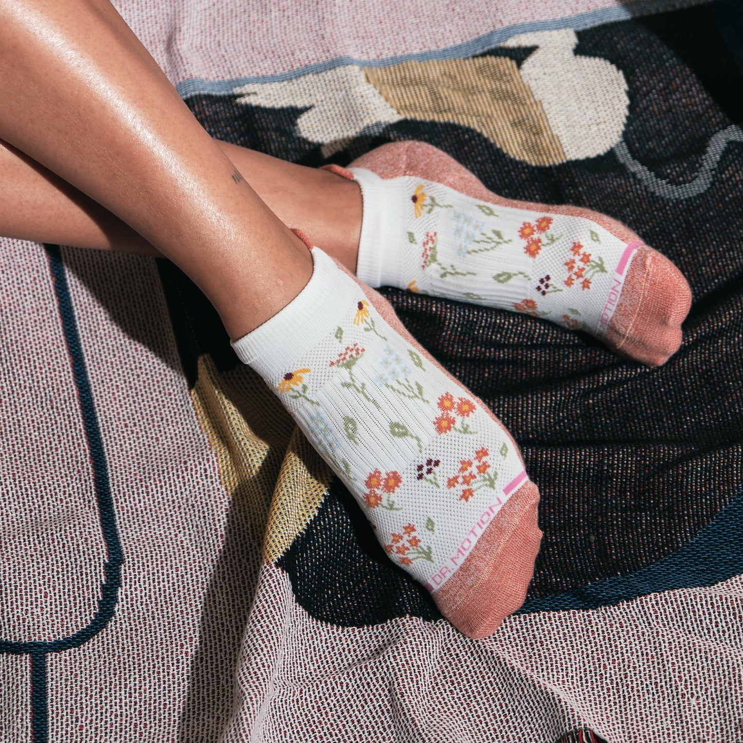 Wildflowers - Ankle Compression Socks For Women | Dr. Motion