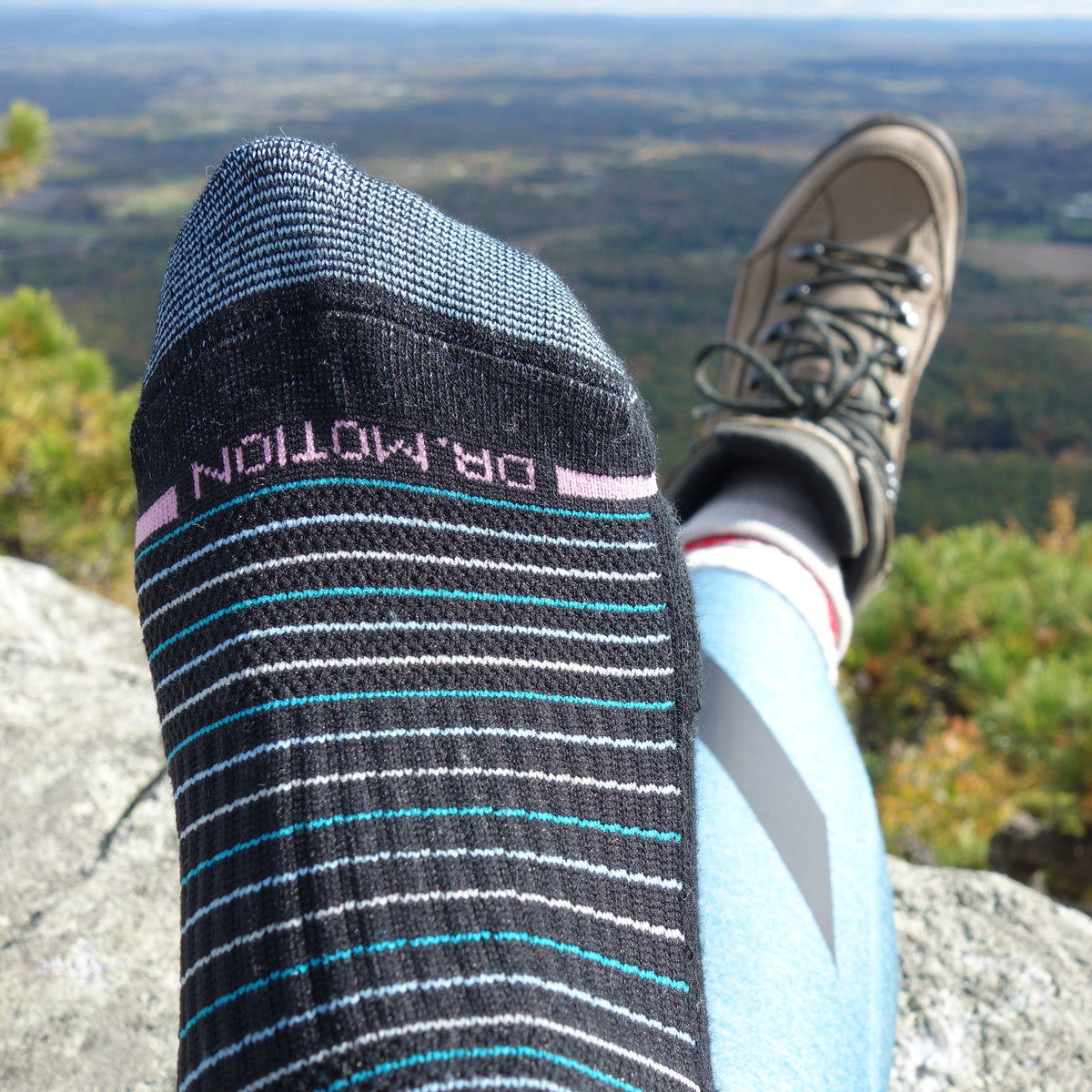 Tri-Color Stripe - Knee-High Compression Socks For Women | Dr. Motion