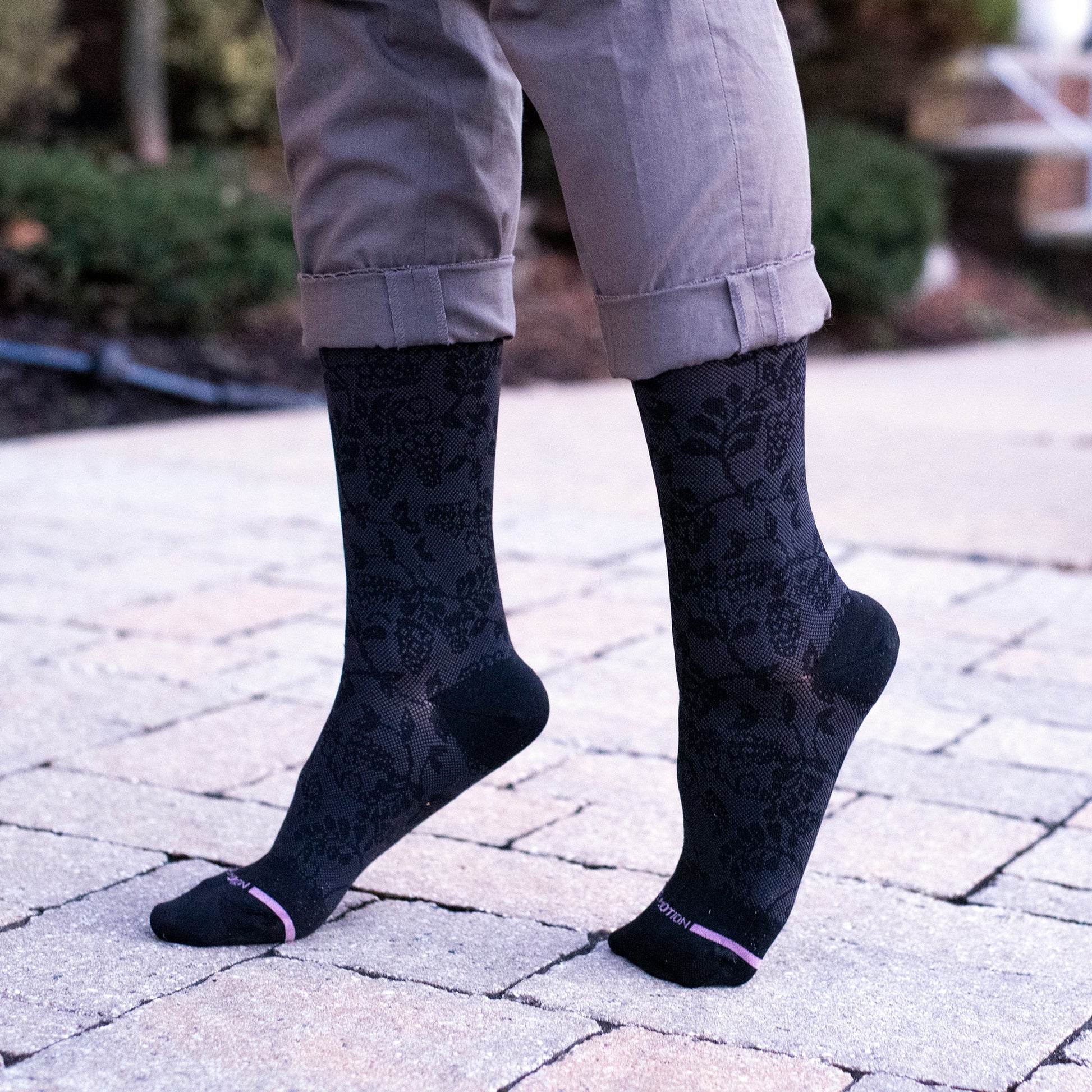 Grape Vine Texture - Knee-High Compression Socks For Women | Dr. Motion