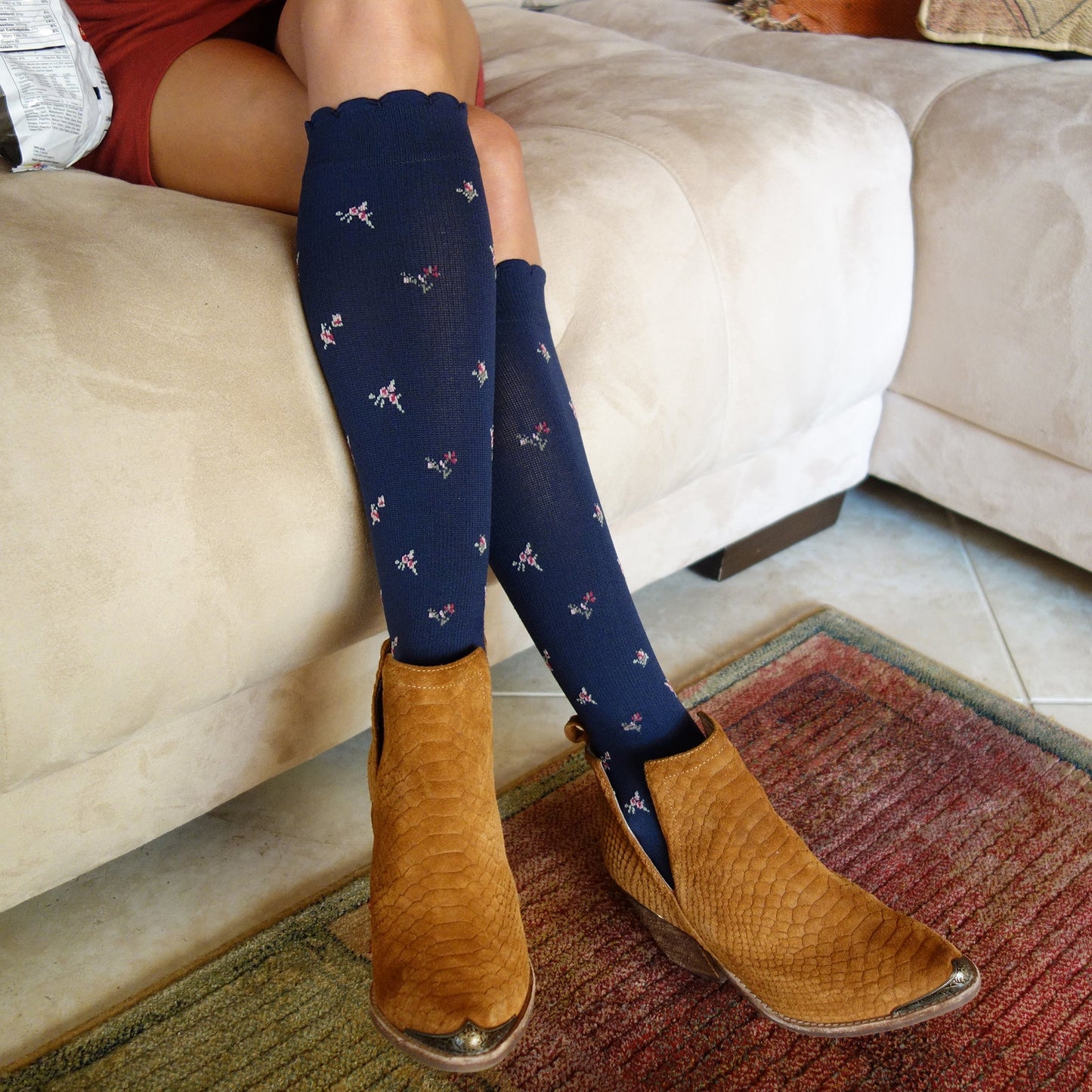 Liberty Flower - Knee-High Compression Socks For Women | Dr. Motion