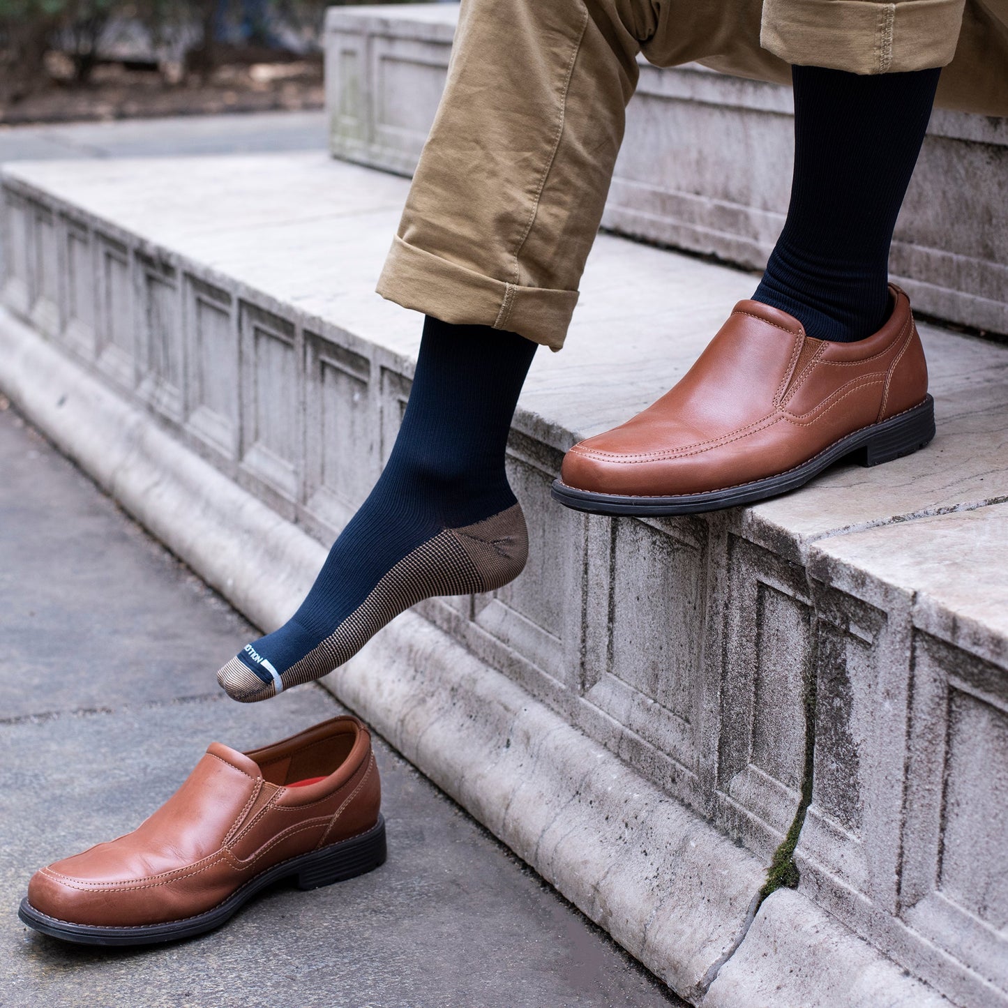 Solid Copper Infused - Knee-High Compression Socks For Men | Dr. Motion