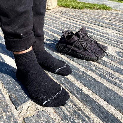 Solid - Quarter Compression Socks For Men | Dr. Motion
